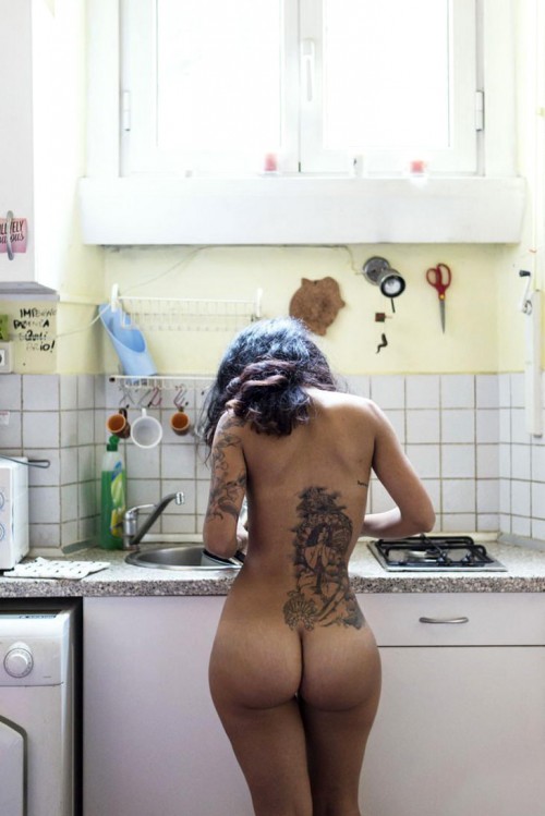 booties-in-the-kitchen-p3-8